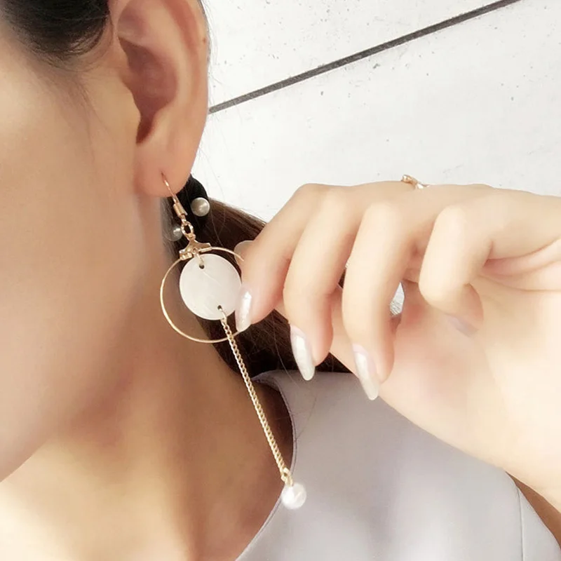 Round Shell Pearl Pendant Long Earring Round Drop Dangle Fashion Jewelry Elegant Women Ladies Boho Hanging Earrings
Round Shell Pearl Pendant Long Earring Round Drop Dangle Fashion Jewelry Elegant Women Ladies Boho Hanging Earrings
