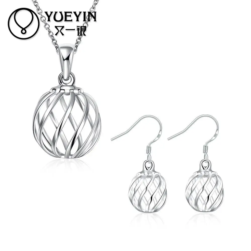 Silver plated Jewelry set lantern style Hollow ball geometric design Earrings Pendant Necklace Jewelry Set S793
Silver plated Jewelry set lantern style Hollow ball geometric design Earrings Pendant Necklace Jewelry Set S793