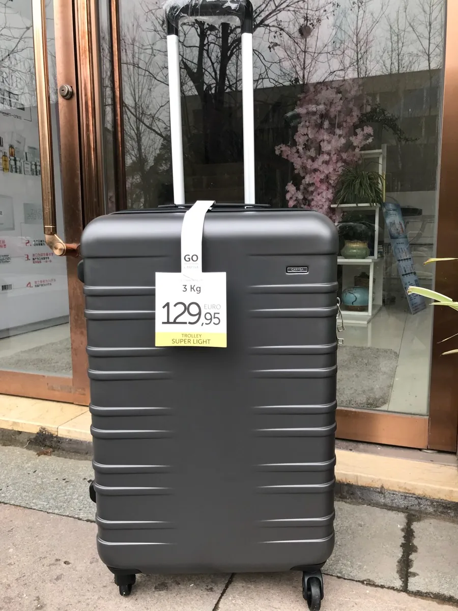 Ultra-light, high quality, large size, suitable for long-distance travel PC Rolling Luggage Spinner brand Travel Suitcase
Ultra-light, high quality, large size, suitable for long-distance travel PC Rolling Luggage Spinner brand Travel Suitcase