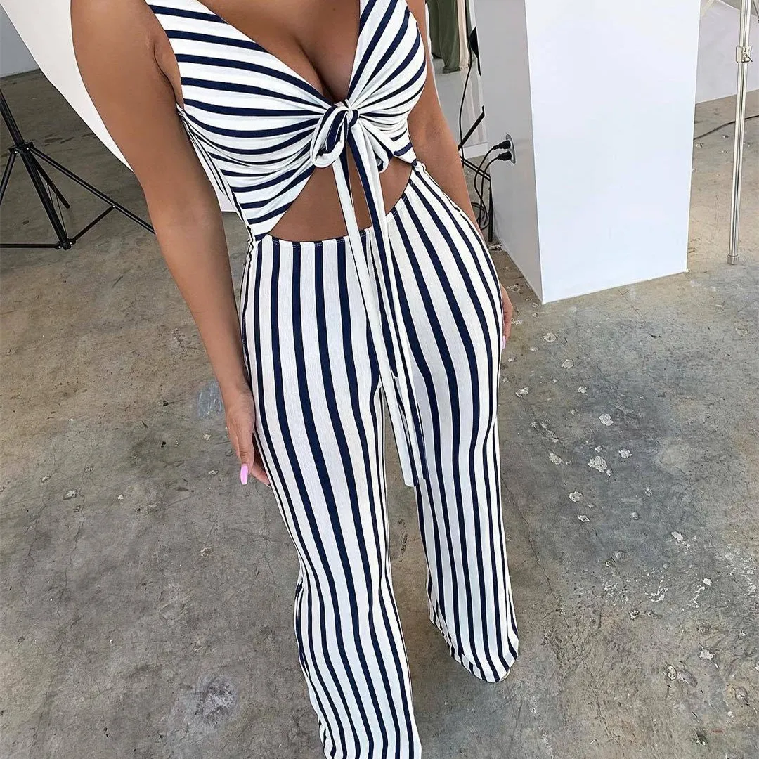2019 Women Deep V-Neck Striped Jumpsuit Sexy Summer Knotted Cutout Front Wide Leg Rompers Casual Loose Overalls
2019 Women Deep V-Neck Striped Jumpsuit Sexy Summer Knotted Cutout Front Wide Leg Rompers Casual Loose Overalls