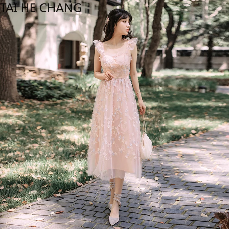 Women Dress New Fashion Summer Elegant Slim Bodycon Formal Party Beach Runway Sexy Spaghetti Strap Mesh Midi Ruffles Dresses
Women Dress New Fashion Summer Elegant Slim Bodycon Formal Party Beach Runway Sexy Spaghetti Strap Mesh Midi Ruffles Dresses