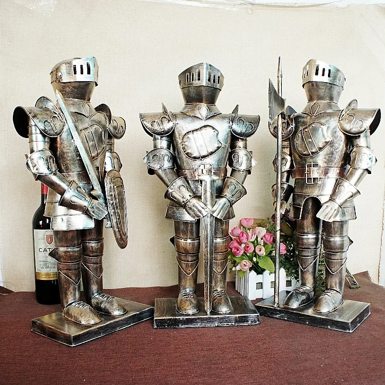 3pcs/lot 2016 Christmas Hand made Metal Soldiers Miniatures 52cm Europe samurai with sword Christmas home decoration crafts
3pcs/lot 2016 Christmas Hand made Metal Soldiers Miniatures 52cm Europe samurai with sword Christmas home decoration crafts