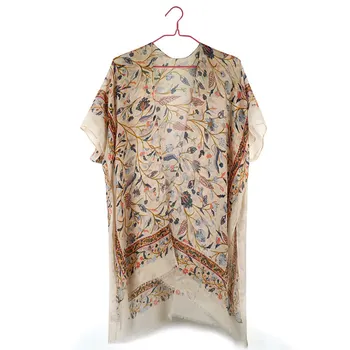 Irregular Floral Tassel Kimono Cardigan Loose Raglan Sleeve Long Bohemian Style Women Kimono Beach Womens Summer Shirts Tops
Irregular Floral Tassel Kimono Cardigan Loose Raglan Sleeve Long Bohemian Style Women Kimono Beach Womens Summer Shirts Tops
