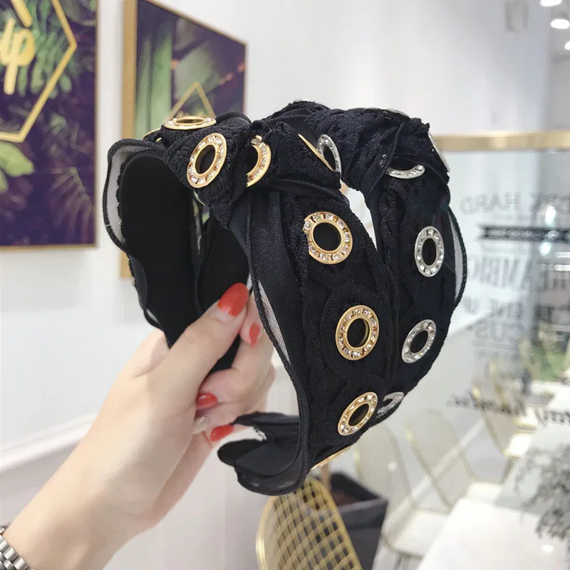 Vintage Black Lace With Metal Rhinestone Knotted Hairband Knot Headband Hair Accessories Hair Jewelry
Vintage Black Lace With Metal Rhinestone Knotted Hairband Knot Headband Hair Accessories Hair Jewelry