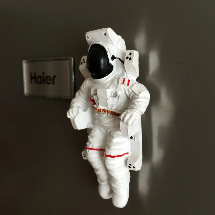 Astronaut Memorial collector magnet refrigerator attached to Chinese astronaut 3D magnetic
Astronaut Memorial collector magnet refrigerator attached to Chinese astronaut 3D magnetic