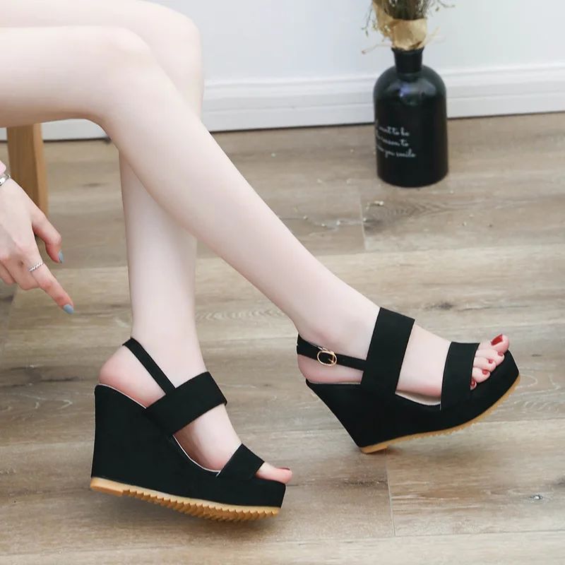 Summer new women sandals korean style fashion high heels open toe platform sandals gladiator black beige wedges women shoes 10cm
Summer new women sandals korean style fashion high heels open toe platform sandals gladiator black beige wedges women shoes 10cm