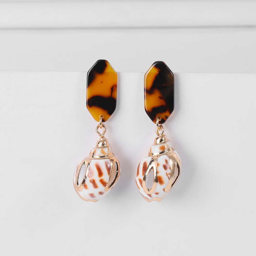 Sea Shell Conch Earrings for Women Niche INS Girls Beach Jewelry Natural Mother Of Pearl Earings Fashion Jewelry
Sea Shell Conch Earrings for Women Niche INS Girls Beach Jewelry Natural Mother Of Pearl Earings Fashion Jewelry