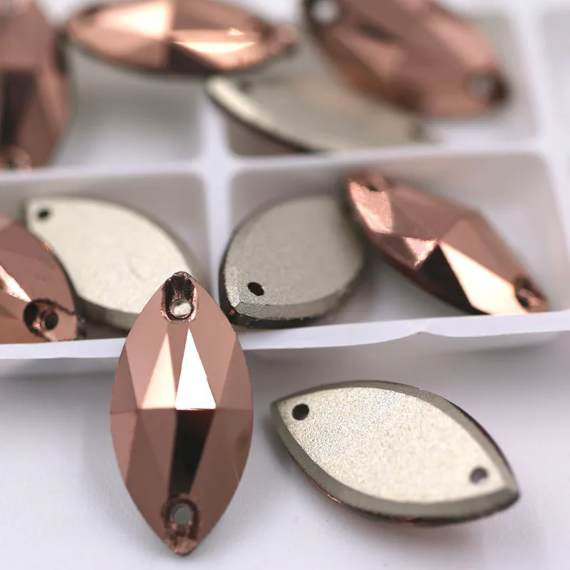 Free shipping 7x15mm Leaf shape sew on rhinestones Rose gold flatback glass rhinestones diy Wdding dress/clothing accessories
Free shipping 7x15mm Leaf shape sew on rhinestones Rose gold flatback glass rhinestones diy Wdding dress/clothing accessories