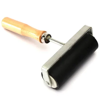 1Pc 10cm Heavy Duty Hard Rubber Roller Printing Ink Lino Artists Art Craft Paint Decorating Tool Paint Tool Sets
1Pc 10cm Heavy Duty Hard Rubber Roller Printing Ink Lino Artists Art Craft Paint Decorating Tool Paint Tool Sets