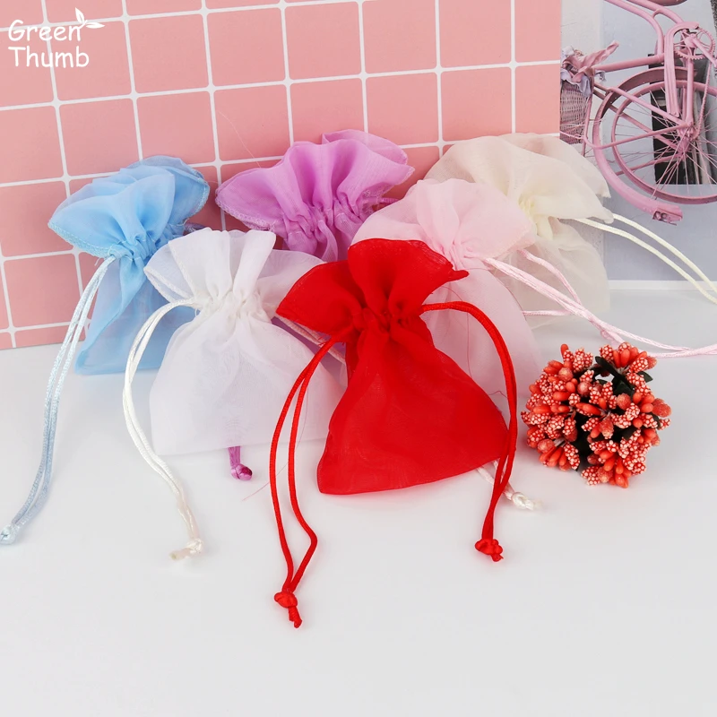 60pcs 14*11.5*9cm Solid Color Drawstring Gift Bag for Festival Gift Packaging High Quality Colored Snow Yarn Bag
60pcs 14*11.5*9cm Solid Color Drawstring Gift Bag for Festival Gift Packaging High Quality Colored Snow Yarn Bag