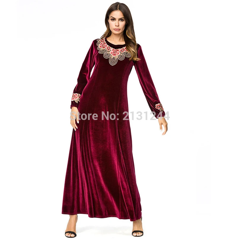 Muslim women long sleeves velvet embroidery Dubai Dress maxi abaya jalabiya islamic women clothing robe kaftan Moroccan
Muslim women long sleeves velvet embroidery Dubai Dress maxi abaya jalabiya islamic women clothing robe kaftan Moroccan