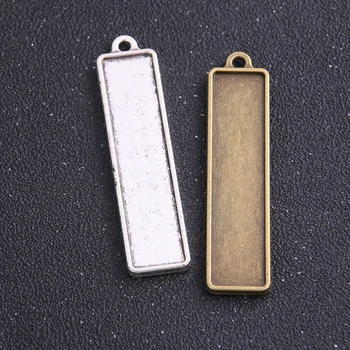 2PCS 13*60mm Inner Size 2 Colors Plated Classic Simple Rectangle Style Cabochon Base Setting Charms Pendant
2PCS 13*60mm Inner Size 2 Colors Plated Classic Simple Rectangle Style Cabochon Base Setting Charms Pendant