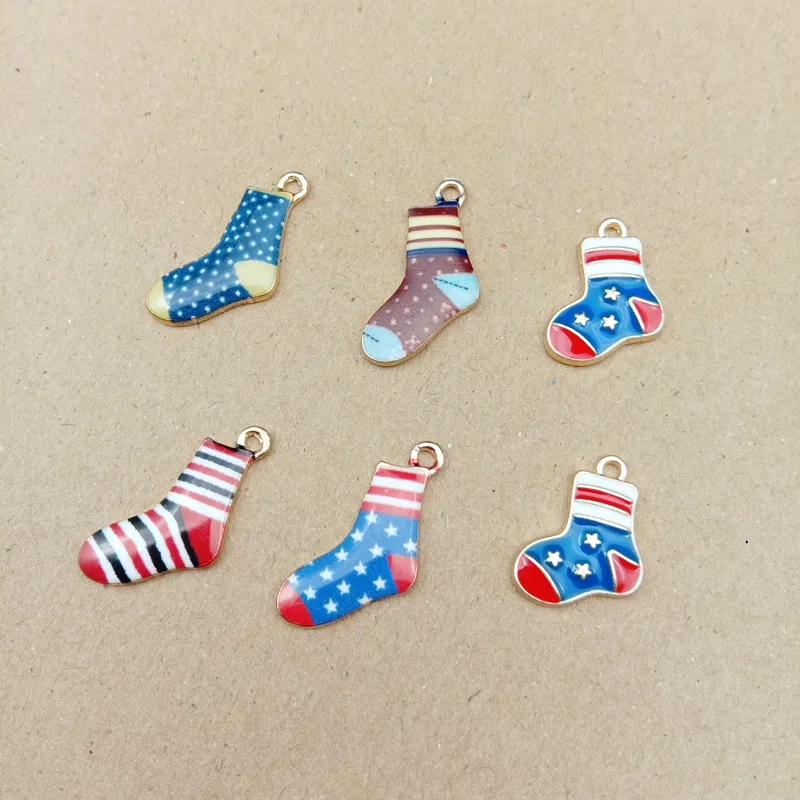 Newest 60pcs/Lot 24*11MM Enamel Alloy charms Gold Tone Oil Drop Kawaii Christmas Sock Shape Earring Floating Pendants Charm
Newest 60pcs/Lot 24*11MM Enamel Alloy charms Gold Tone Oil Drop Kawaii Christmas Sock Shape Earring Floating Pendants Charm