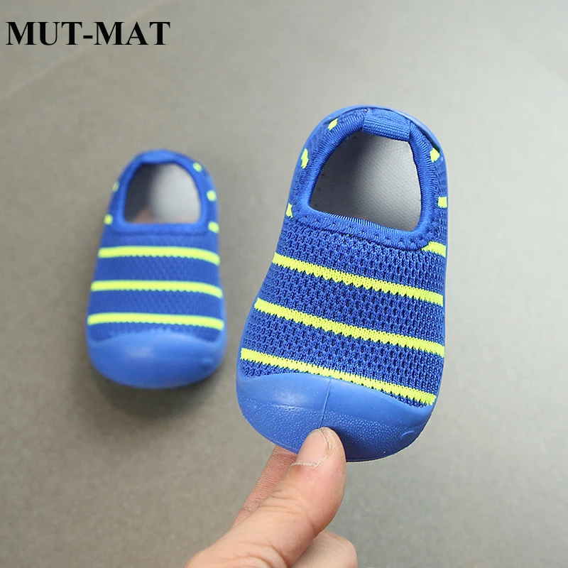 2019 spring single shoes soft bottom toddler sports shoes non-slip breathable boys casual shoes
2019 spring single shoes soft bottom toddler sports shoes non-slip breathable boys casual shoes