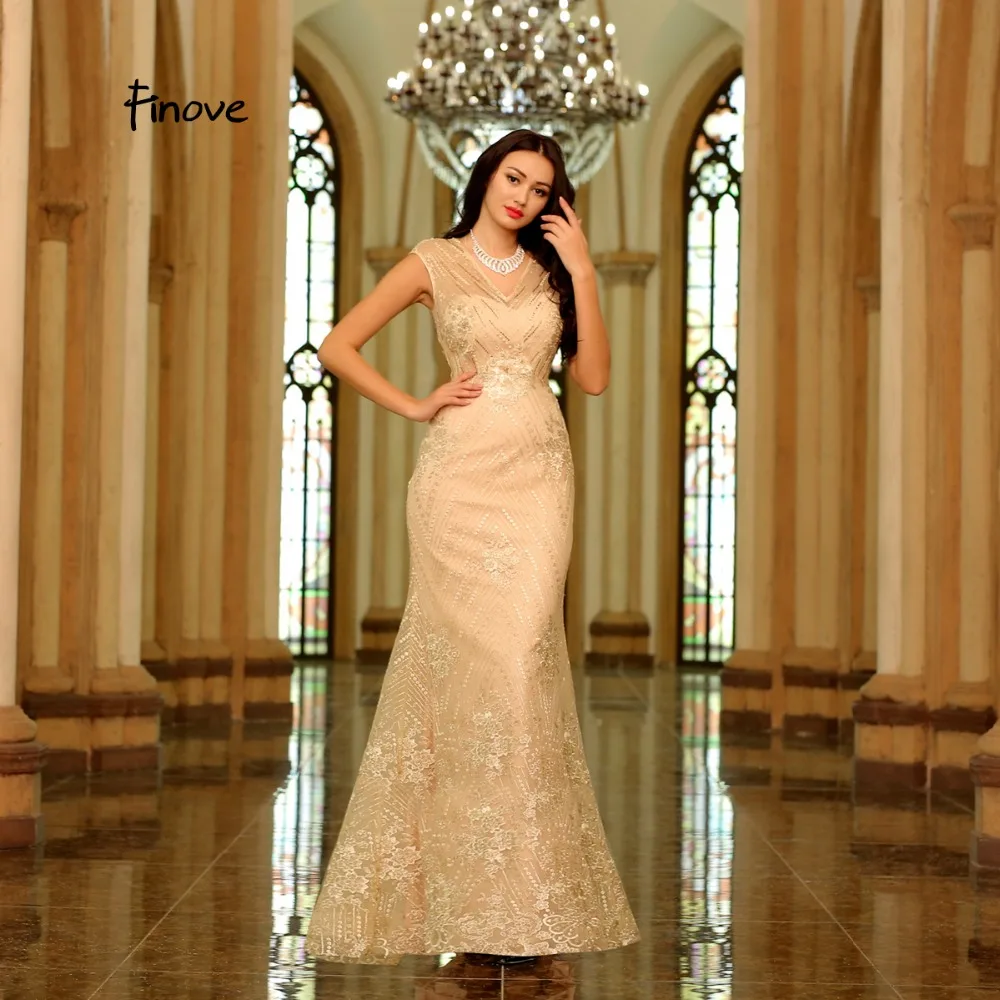 Finove 2019 Evening Dress Elegant Champagne Sexy Mermaid V-Neck Cap Sleeves Shinning Floral Sequiun Long Party Dress for Woman
Finove 2019 Evening Dress Elegant Champagne Sexy Mermaid V-Neck Cap Sleeves Shinning Floral Sequiun Long Party Dress for Woman