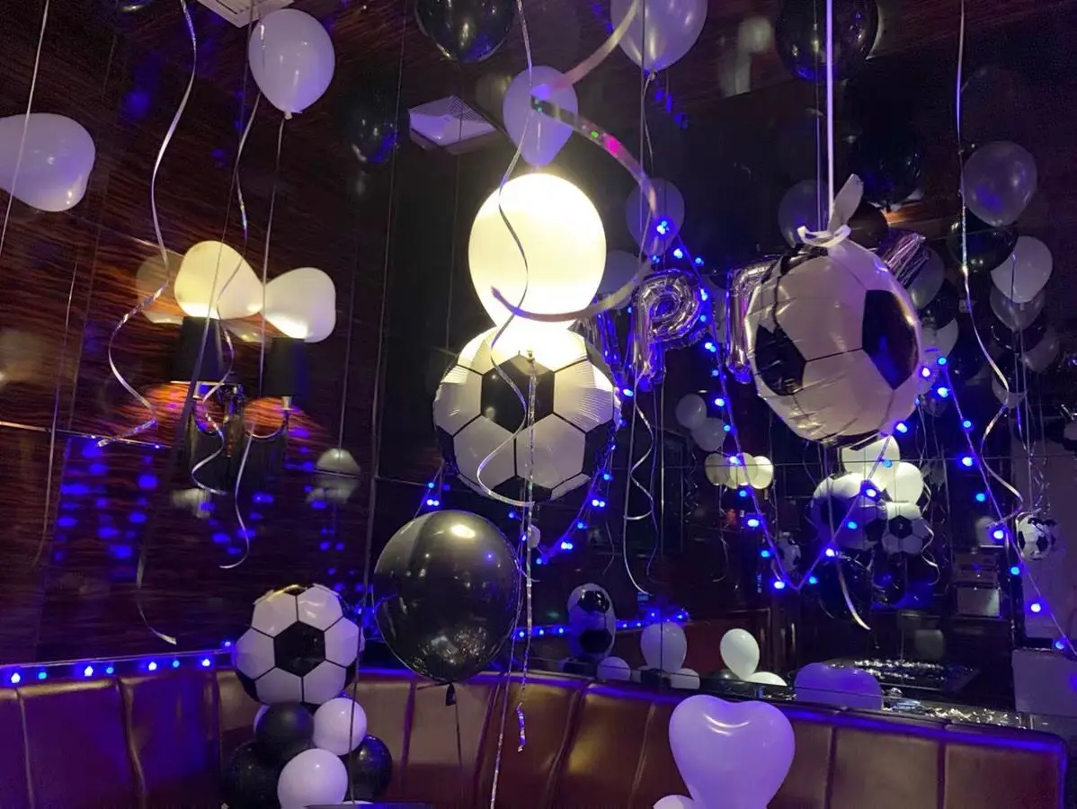 15pcs Football Soccer Theme Party Round Ball Balloons Black White Helium Latex Balloon Sports Meet Boy Party Decoration Supplies
15pcs Football Soccer Theme Party Round Ball Balloons Black White Helium Latex Balloon Sports Meet Boy Party Decoration Supplies