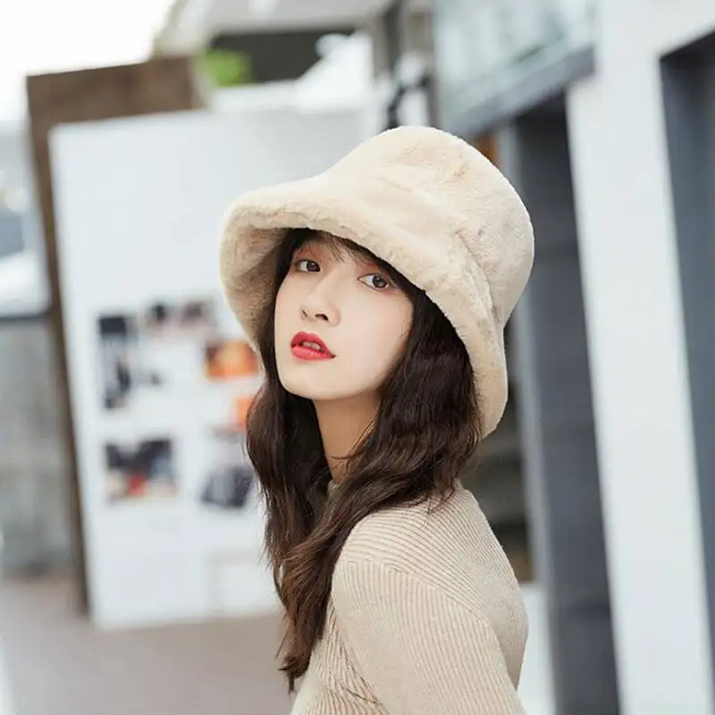 2019 New Warm Winter Fur Plush Caps Fashion Autumn Women Wool Fisherman's Hat Casual Warm Soft Female Hats
2019 New Warm Winter Fur Plush Caps Fashion Autumn Women Wool Fisherman's Hat Casual Warm Soft Female Hats