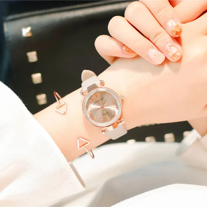 2019 Luxury Style Bracelet Ladies Watches Fashion Elegant Women Watches Casual Dress Female Wrist Watches Clock zegarek damski
2019 Luxury Style Bracelet Ladies Watches Fashion Elegant Women Watches Casual Dress Female Wrist Watches Clock zegarek damski