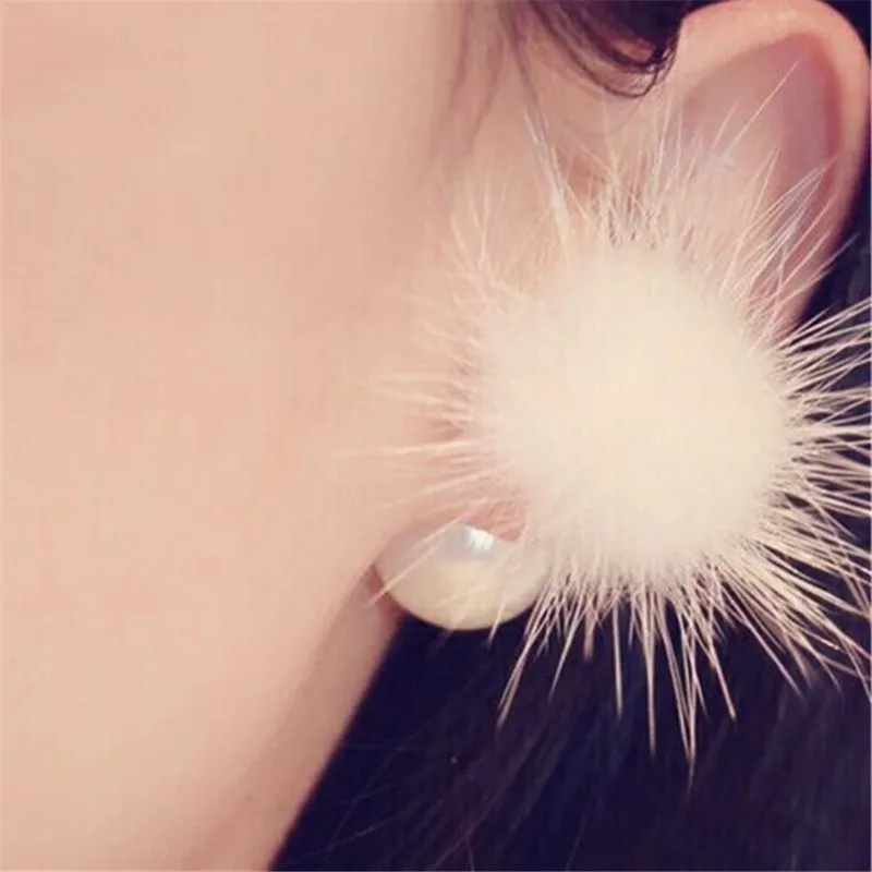 Fashion Pompom Fur Ball Pearl Earring For Women Girl Mink Hair Earrings Christmas Gift
Fashion Pompom Fur Ball Pearl Earring For Women Girl Mink Hair Earrings Christmas Gift