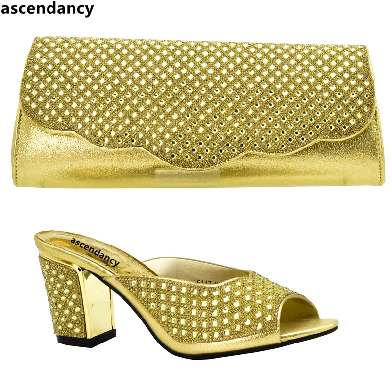 Italian Shoes with Matching Bags Latest Gold Color Shoes and Bag Set African Sets 2018 Nigerian Women Wedding Shoes and Bag Sets
Italian Shoes with Matching Bags Latest Gold Color Shoes and Bag Set African Sets 2018 Nigerian Women Wedding Shoes and Bag Sets