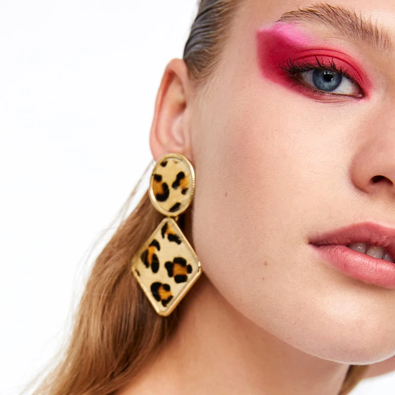 Vintage Za Geometric Round Square Drop Earrings for Women Ethnic Leopard Print Statement Dangle Earrings Fashion Party Jewelry
Vintage Za Geometric Round Square Drop Earrings for Women Ethnic Leopard Print Statement Dangle Earrings Fashion Party Jewelry