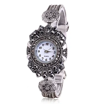 Women Round Full Diamond Bracelet Watch Analog Quartz Movement Wrist Watch Bracelet Relogios Feminino Dropship L1123
Women Round Full Diamond Bracelet Watch Analog Quartz Movement Wrist Watch Bracelet Relogios Feminino Dropship L1123
