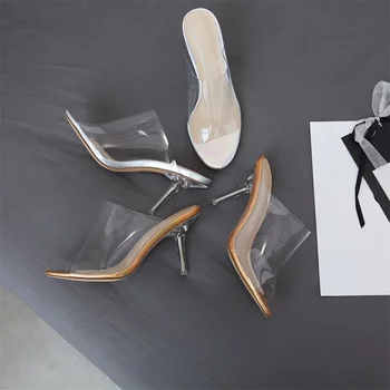 2019 Summer new women's slippers fashion transparent material sexy open toe stiletto slippers women's shoes size 33-41
2019 Summer new women's slippers fashion transparent material sexy open toe stiletto slippers women's shoes size 33-41