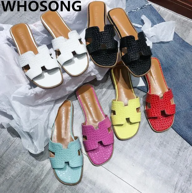 whosong Female summer wear 2019 new wild fashion ladies slippery Letter stone pattern slippers
whosong Female summer wear 2019 new wild fashion ladies slippery Letter stone pattern slippers