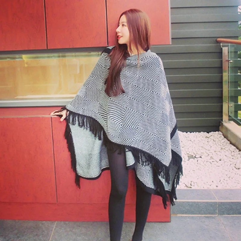 High quality women winter scarf fashion Poncho women Bohemian Shawl Scarf Hooded blankets Cape shawl Big Shawl Cashmere Pashmina
High quality women winter scarf fashion Poncho women Bohemian Shawl Scarf Hooded blankets Cape shawl Big Shawl Cashmere Pashmina