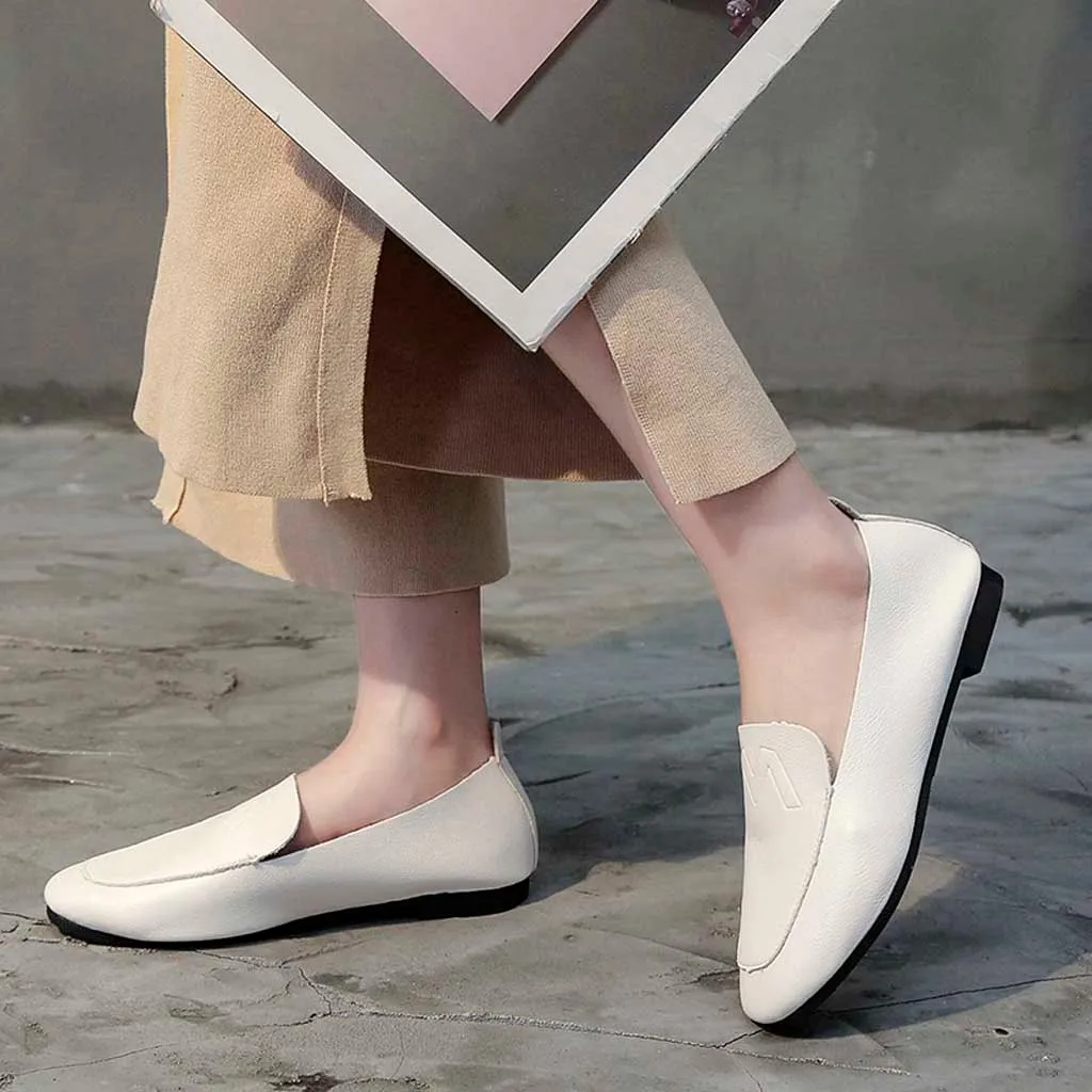 Фото Модные женские туфли на плоской подошве весенне осенняя - купить
