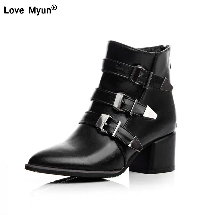 Leather Boots Women Mid-Calf Med-High Boots Metal Buckle&Strap Winter Shoes Brand Martin Boots Back Zipper Snow Booties 698
Leather Boots Women Mid-Calf Med-High Boots Metal Buckle&Strap Winter Shoes Brand Martin Boots Back Zipper Snow Booties 698