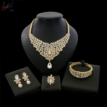 YULAILI 2018 High Quality Party Costume Zinc Alloy Gold Color CZ Stone Ladies 4pcs Jewelry Set
YULAILI 2018 High Quality Party Costume Zinc Alloy Gold Color CZ Stone Ladies 4pcs Jewelry Set