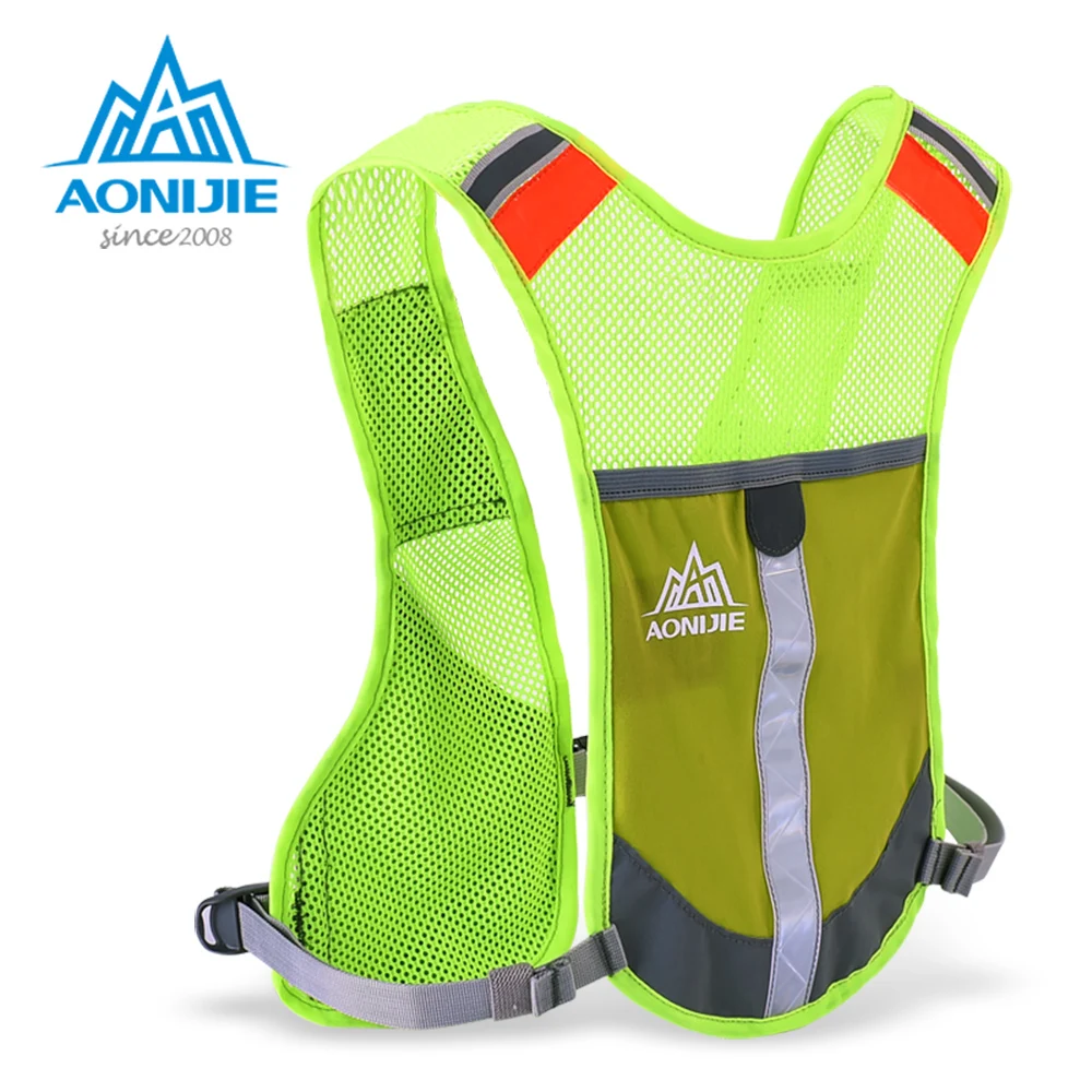 

AONIJIE E884 Reflective Hydration Pack Backpack Rucksack Bag Vest Harness Water Bottle Hiking Camping Running Marathon Race