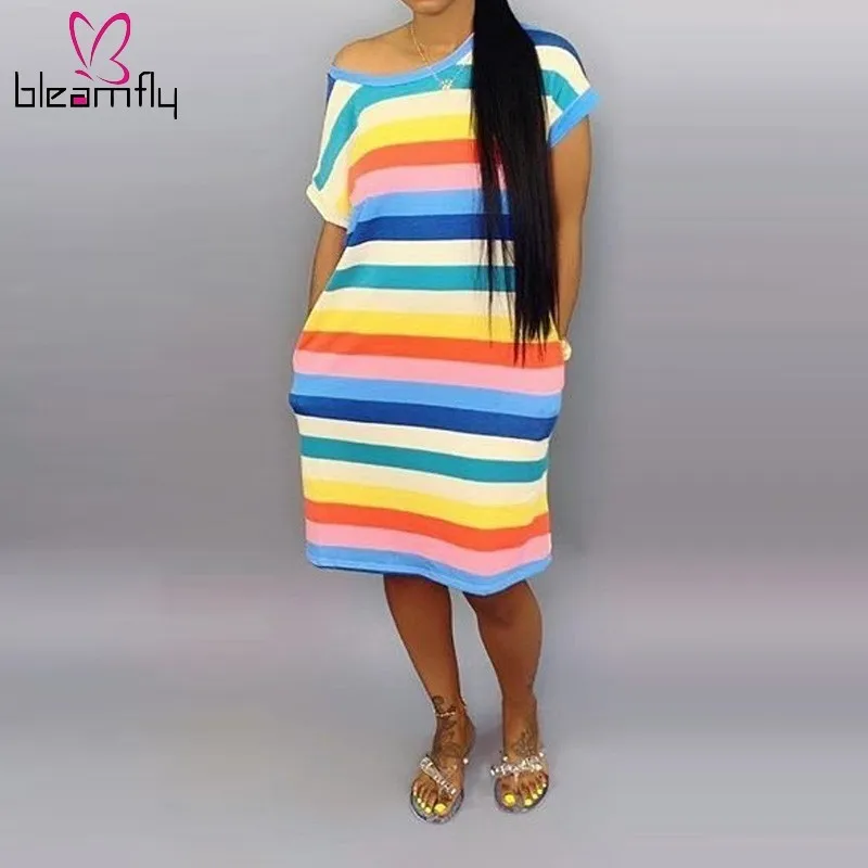 Summer Colorful Striped Printed Midi Dress Women Short Sleeve Loose Dresses With Pocket Summer Vintage Elegant Casual Vestidos
Summer Colorful Striped Printed Midi Dress Women Short Sleeve Loose Dresses With Pocket Summer Vintage Elegant Casual Vestidos