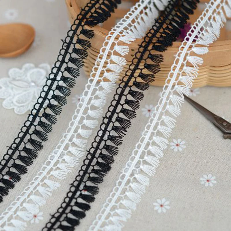 10Yards Vintage Fringe Black White Lace Trim Edge Wedding Tassel Lace Tape Polyester Applique Sewing Craft Lace Ribbon
10Yards Vintage Fringe Black White Lace Trim Edge Wedding Tassel Lace Tape Polyester Applique Sewing Craft Lace Ribbon