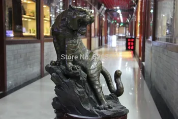 17 Chinese Classic Copper Bronze Feng Shui Evil Tiger mountain Tiger Art statue fast
17 Chinese Classic Copper Bronze Feng Shui Evil Tiger mountain Tiger Art statue fast