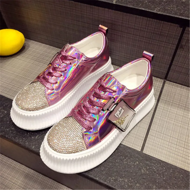 New Luxury Rhinestones Sneakers Lace Up Flat Shoes Woman Bling Mixed Color Crystal platform Cozy Women Casual Shoes Silver pink
New Luxury Rhinestones Sneakers Lace Up Flat Shoes Woman Bling Mixed Color Crystal platform Cozy Women Casual Shoes Silver pink