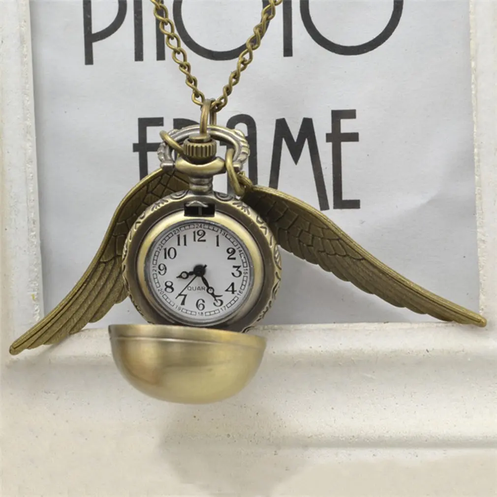Elegant Snitch Quartz Watch Charming Vintage Angel Wing Fob Pocket Watch Pendant Clock Necklace Chain for Men Women
Elegant Snitch Quartz Watch Charming Vintage Angel Wing Fob Pocket Watch Pendant Clock Necklace Chain for Men Women