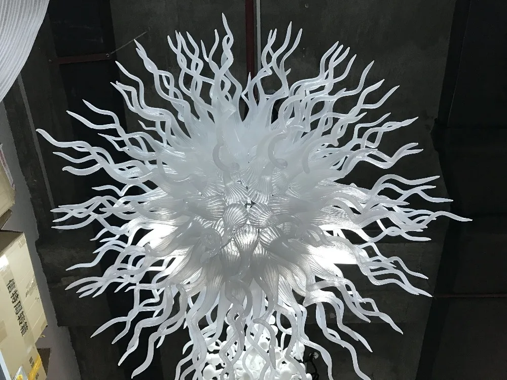 Style White Hand Blown Glass Pendant Light E27 light base Design Living Room Round Chandeliers
Style White Hand Blown Glass Pendant Light E27 light base Design Living Room Round Chandeliers