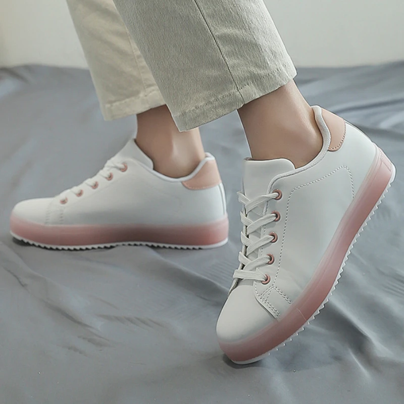 New Women Casual Shoes 2019 Women Sneakers white Fashion Breathable PU Leather Platform Women Shoes Chaussure Femme A25-26
New Women Casual Shoes 2019 Women Sneakers white Fashion Breathable PU Leather Platform Women Shoes Chaussure Femme A25-26