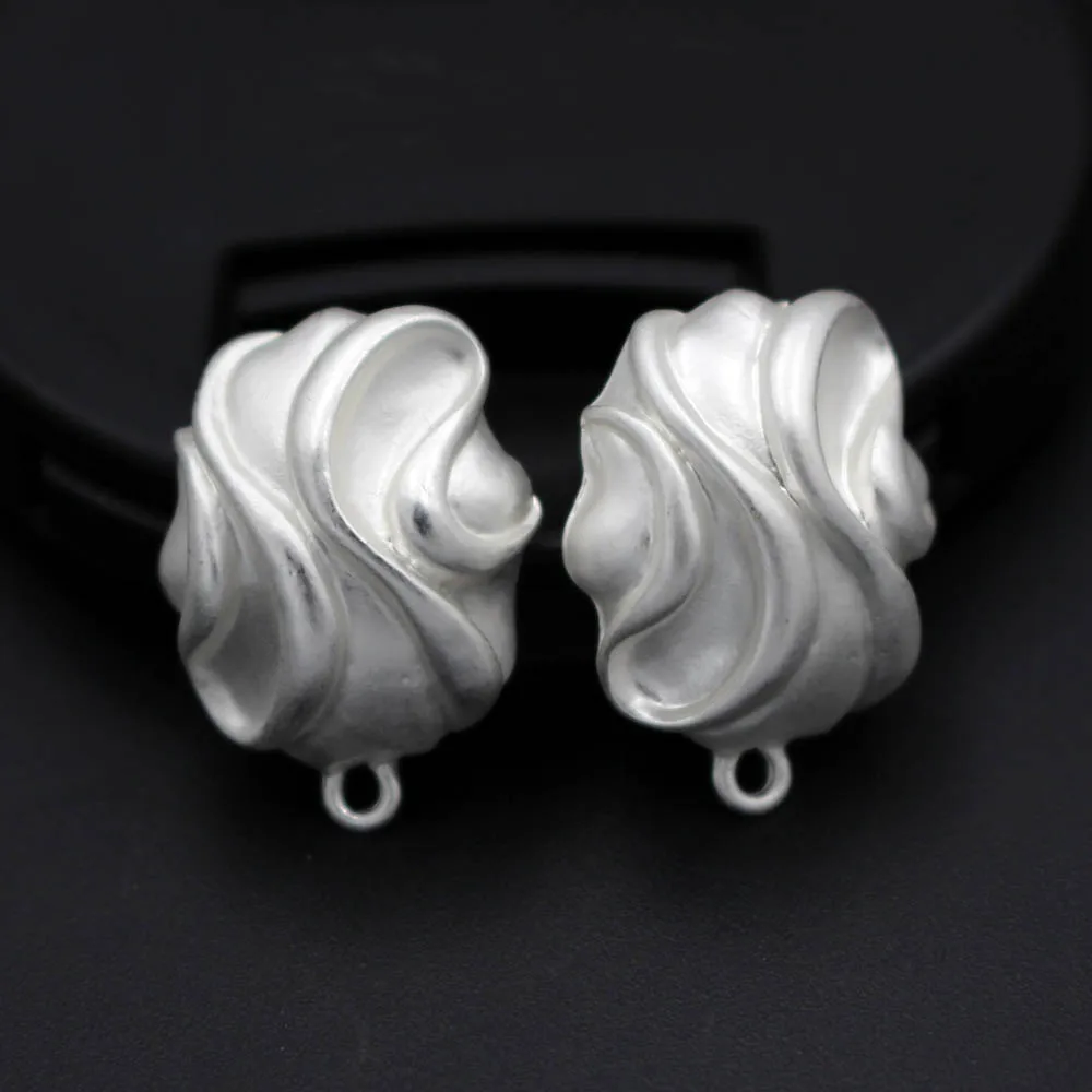 Earrings Connectors Linker Base Oval Stripes Matte Metal Gold Silver color Accessories for DIY Drop Earrings Jewelry Making
Earrings Connectors Linker Base Oval Stripes Matte Metal Gold Silver color Accessories for DIY Drop Earrings Jewelry Making