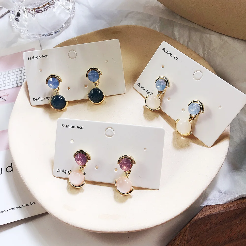 2019 New Silver Needle Ins Girl Round Earrings Retro Acrylic Imitation Opal Drop Earrings for Women Accessories Fashion Jewelry
2019 New Silver Needle Ins Girl Round Earrings Retro Acrylic Imitation Opal Drop Earrings for Women Accessories Fashion Jewelry