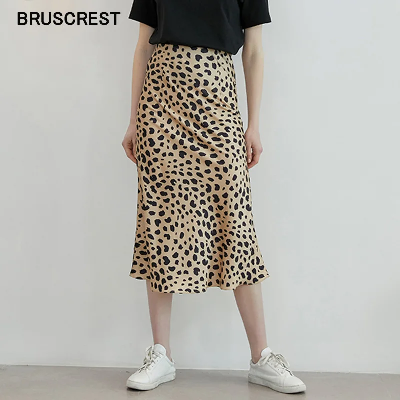Boho vintage a line high waisted skirts womens midi skirt streetwear korean long punk women leopard skirt Summer 2019 clothing
Boho vintage a line high waisted skirts womens midi skirt streetwear korean long punk women leopard skirt Summer 2019 clothing