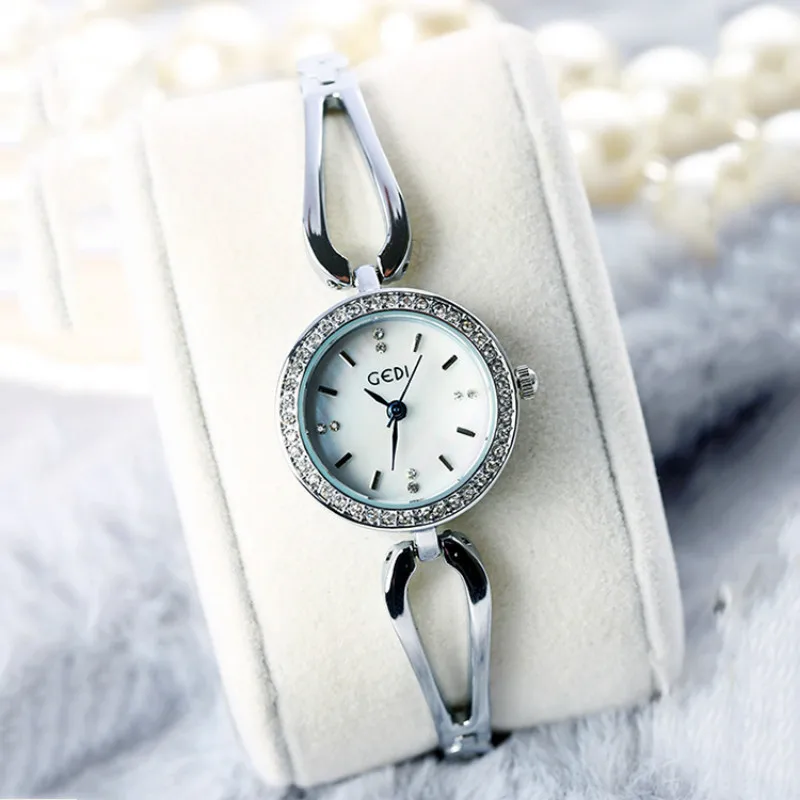 2019 Watch for girls waterproof clock ladies wrist watch GEDI women watches silver dress bracelet relogio feminino luxury
2019 Watch for girls waterproof clock ladies wrist watch GEDI women watches silver dress bracelet relogio feminino luxury