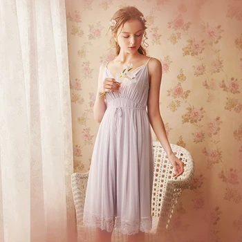 Free Shipping 2018 New Summer Princess Style Women's Short Nightgown High Quality Modal and Soft Yarn Sleepwear Vintage Slip
Free Shipping 2018 New Summer Princess Style Women's Short Nightgown High Quality Modal and Soft Yarn Sleepwear Vintage Slip