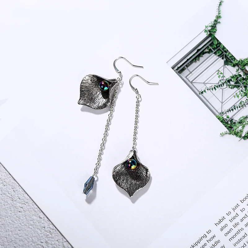 Vintage Long Chain Asymmetric Earrings for Women Girls Colorful Beads Crystal Hanging Drop Dangle Earrings Jewelry
Vintage Long Chain Asymmetric Earrings for Women Girls Colorful Beads Crystal Hanging Drop Dangle Earrings Jewelry