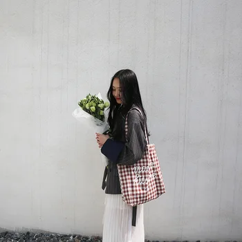 Thin Cotton Check Grid ECO Market Shopping Tote Shoulder Bag Black Brown Red 3 Colors to Choose 8403a
Thin Cotton Check Grid ECO Market Shopping Tote Shoulder Bag Black Brown Red 3 Colors to Choose 8403a