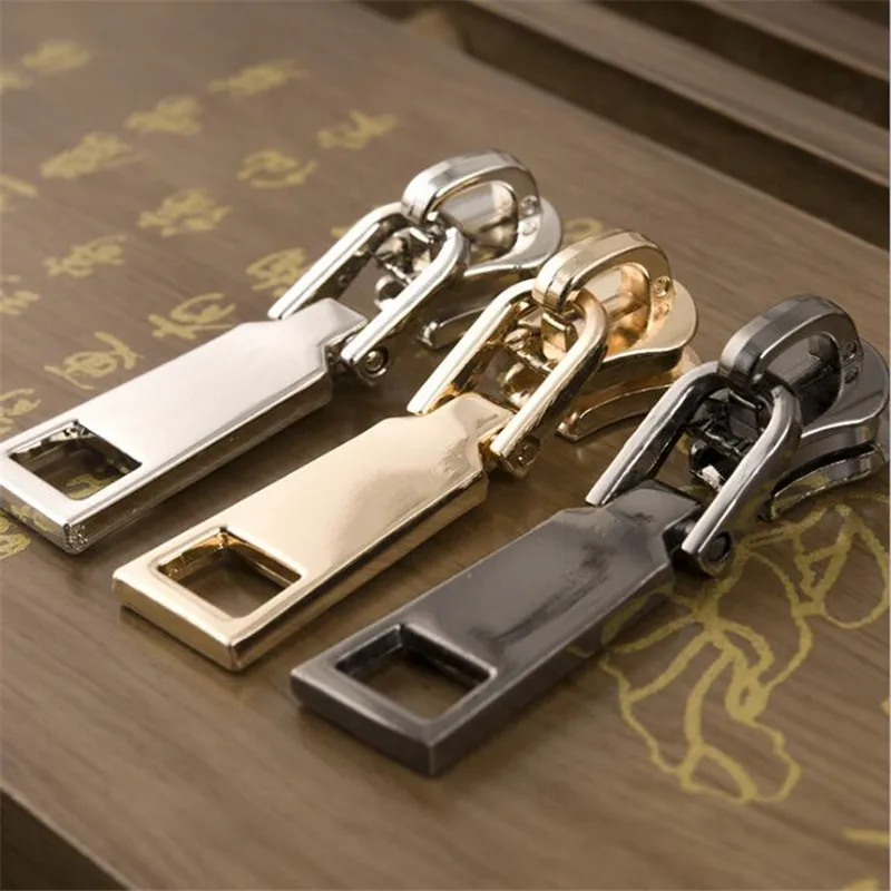 1PCS DIY Accessories No. 5 metal zipper head, detachable pull tab, locomotive zipper head fittings Zipper Sliders
1PCS DIY Accessories No. 5 metal zipper head, detachable pull tab, locomotive zipper head fittings Zipper Sliders