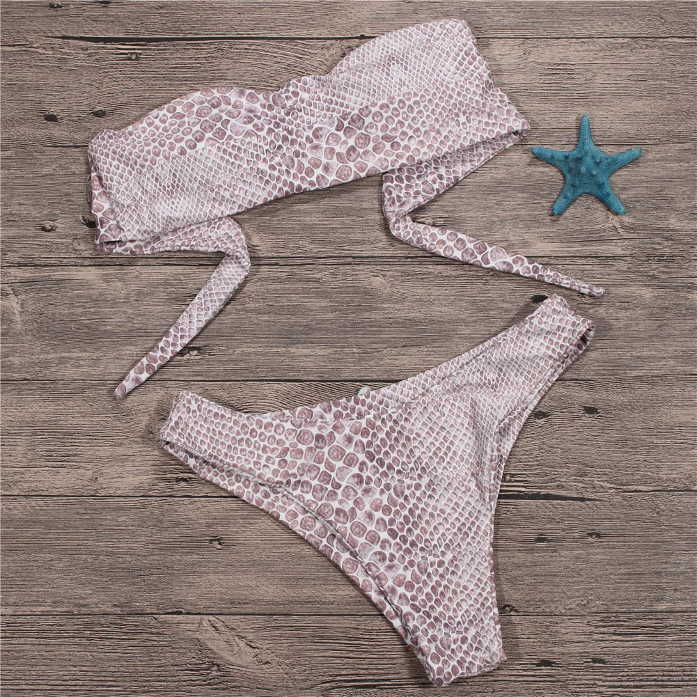 Sexy Leopard Bikini Push Up Bandeau Swimsuit Female Hollow Out Bathing Suit Women Snake Skin Print Biquini Halter Bikinis 2019
Sexy Leopard Bikini Push Up Bandeau Swimsuit Female Hollow Out Bathing Suit Women Snake Skin Print Biquini Halter Bikinis 2019