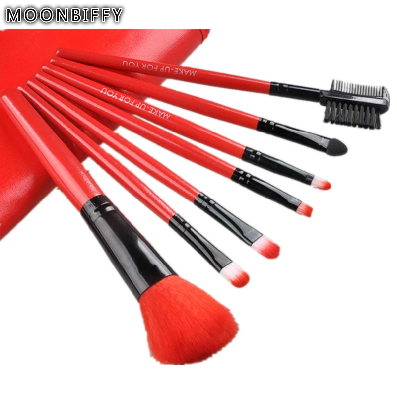 MOONBIFFY 7pcs/lot Cosmetics Brush Set Beauty Eye Primer Powder Blush Brush Soft Synthetic Hair With PU Leather Case Send Random
MOONBIFFY 7pcs/lot Cosmetics Brush Set Beauty Eye Primer Powder Blush Brush Soft Synthetic Hair With PU Leather Case Send Random